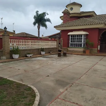 Villa Chalet Vacacional A 10 Minutos De La Playa De La Barrosa *